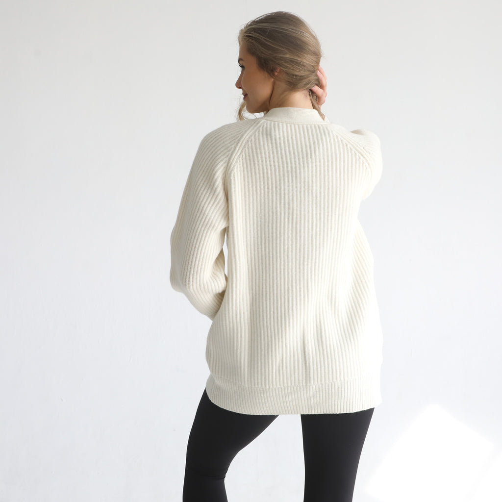 Wool oversized cardigan with pocket