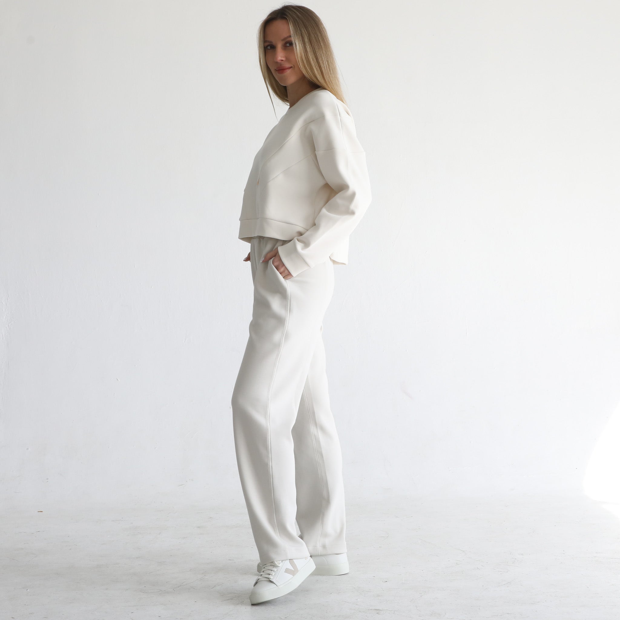 nursing sweatshirt, sweat and milk