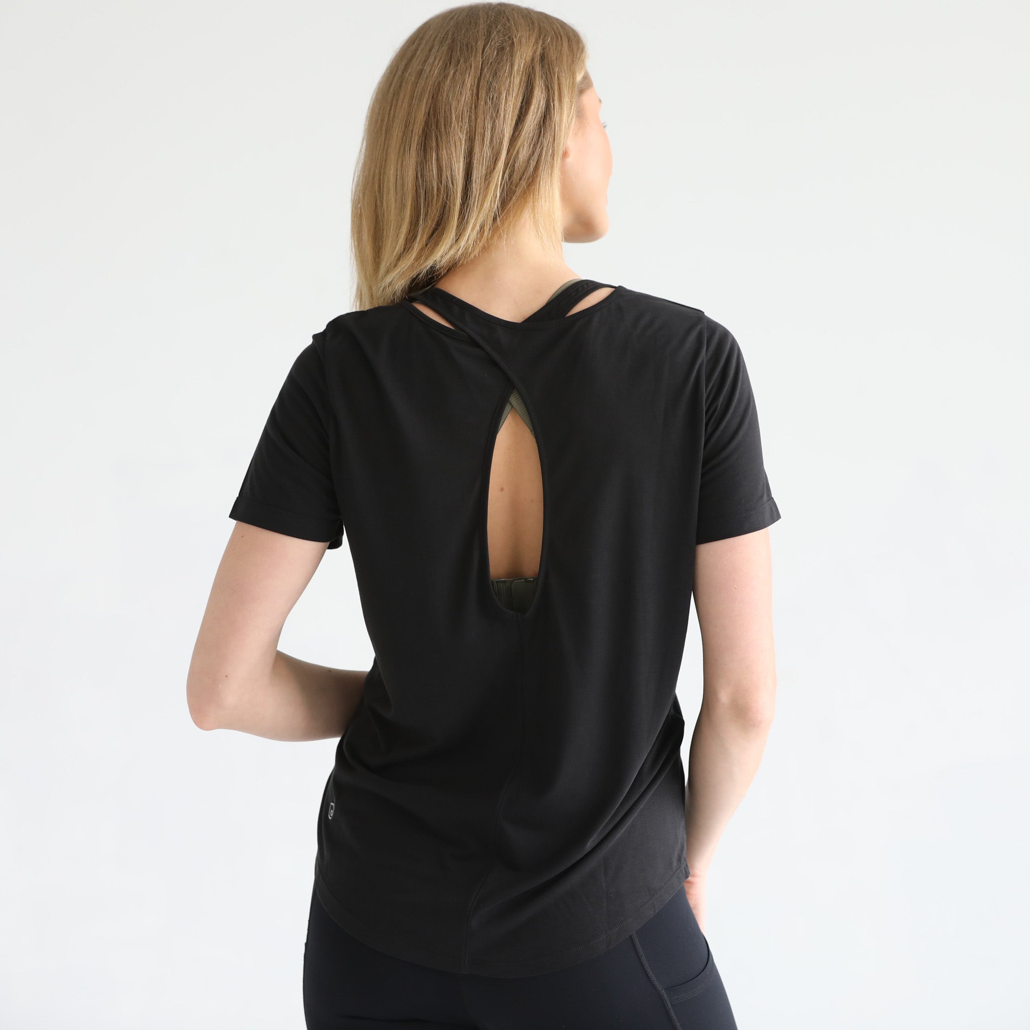 Harper nursing Tee with zippers, loose fit, sweat and milk