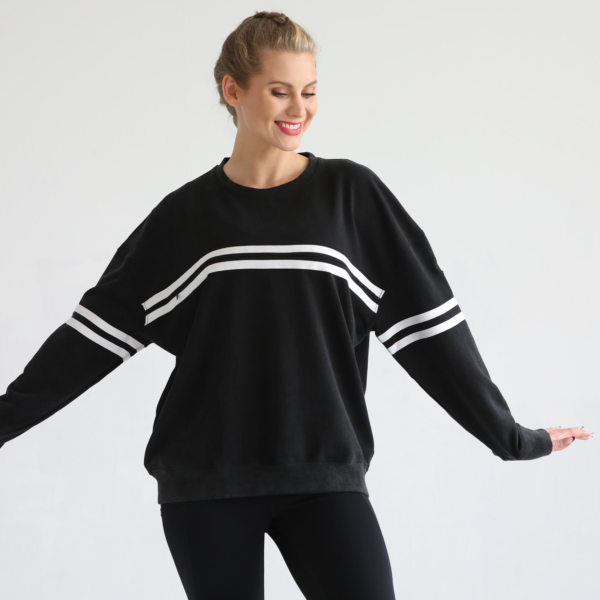slouchy oversized nursing sweatshirt, sweat and milk