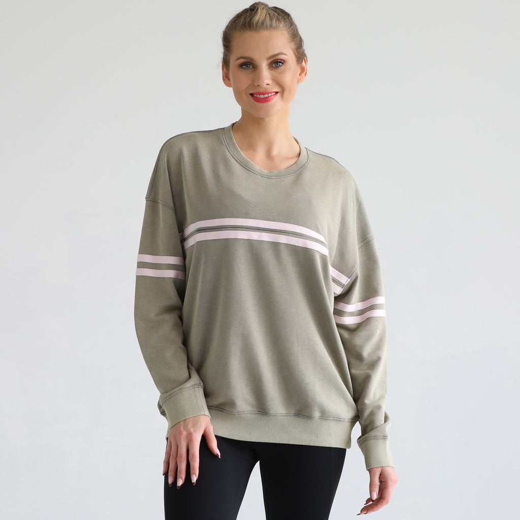 slouchy oversized nursing sweatshirt, sweat and milk