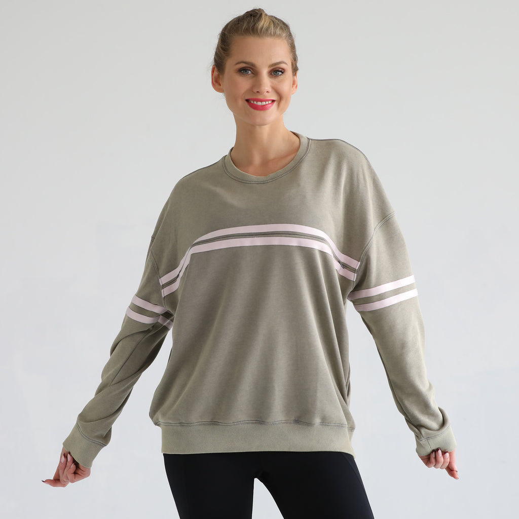 slouchy oversized nursing sweatshirt, sweat and milk