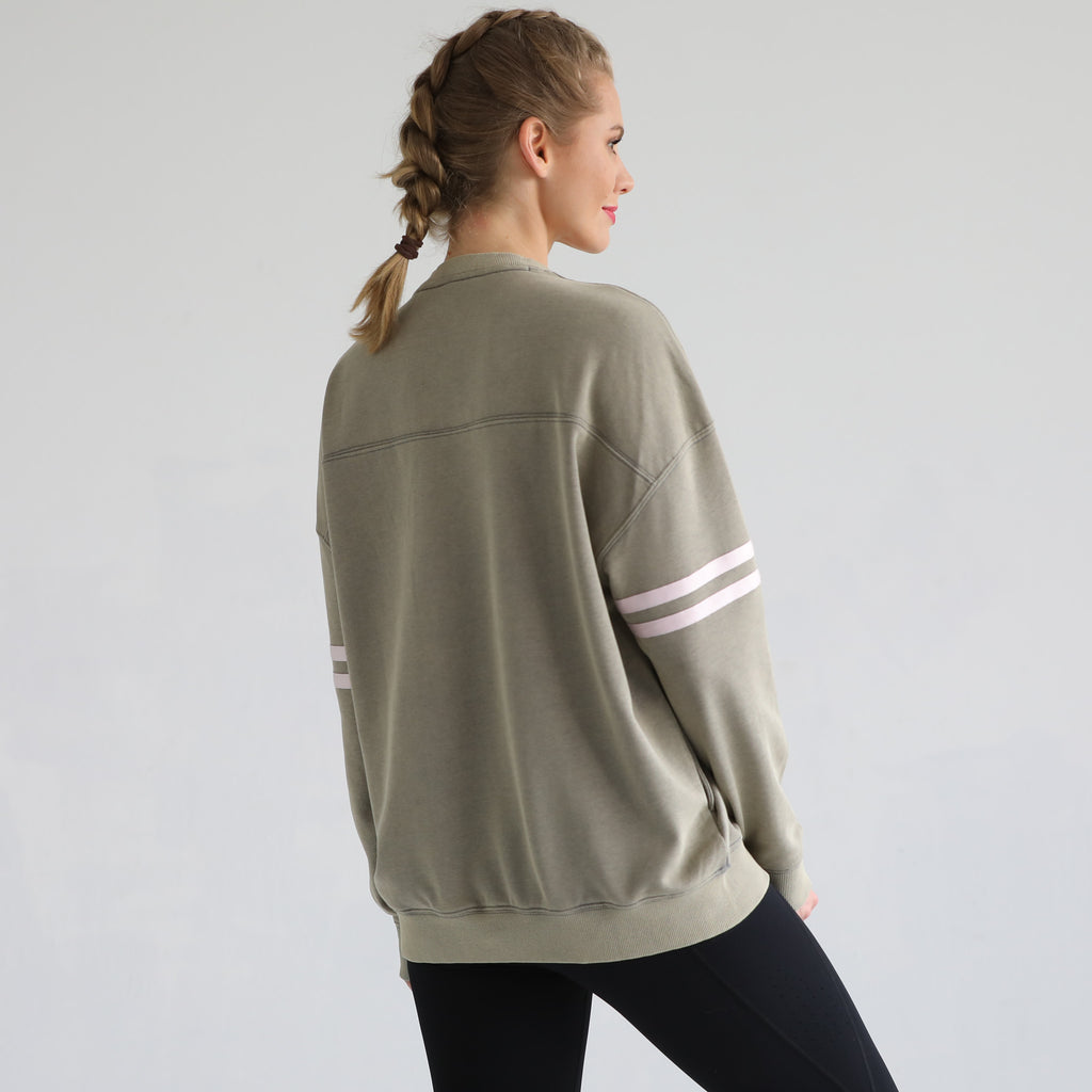 slouchy oversized nursing sweatshirt, sweat and milk