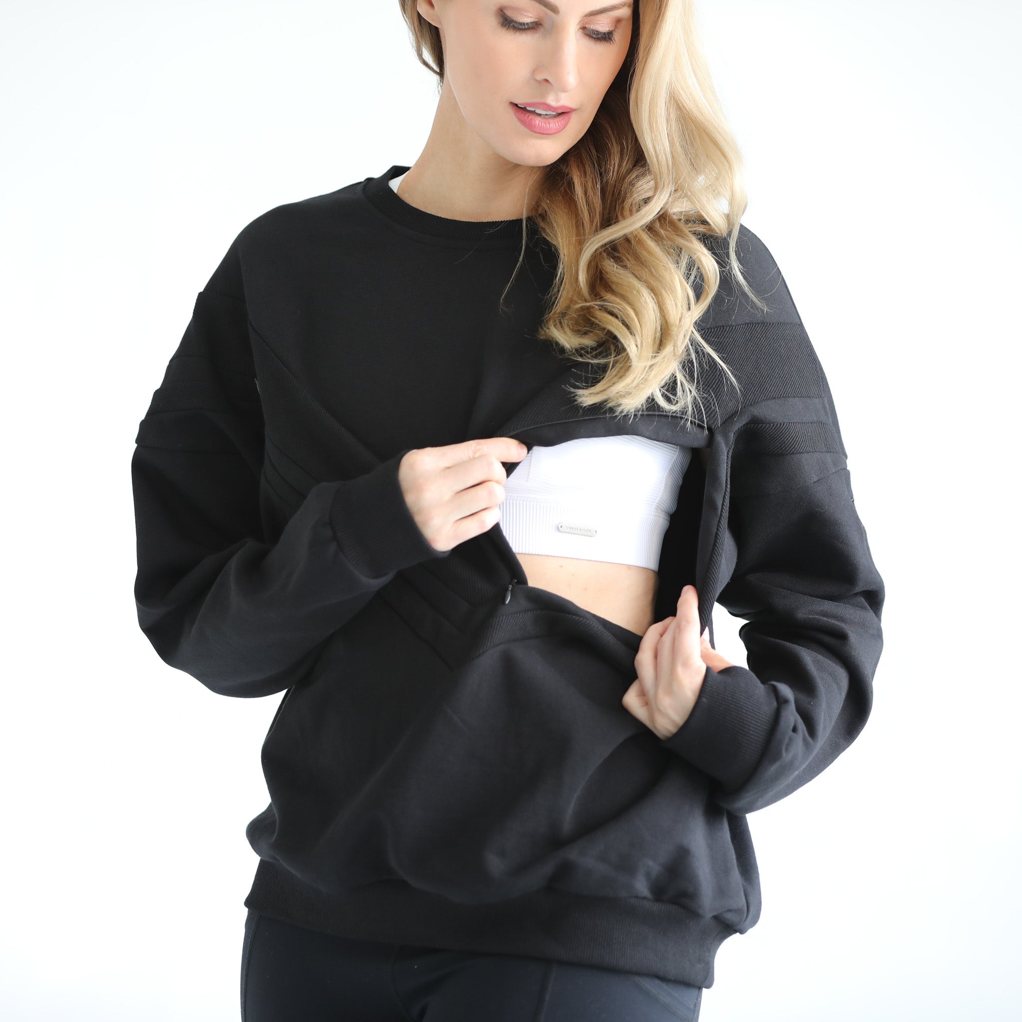 Oversized nursing pregnancy sweatshirt with zippers, sweat and milk