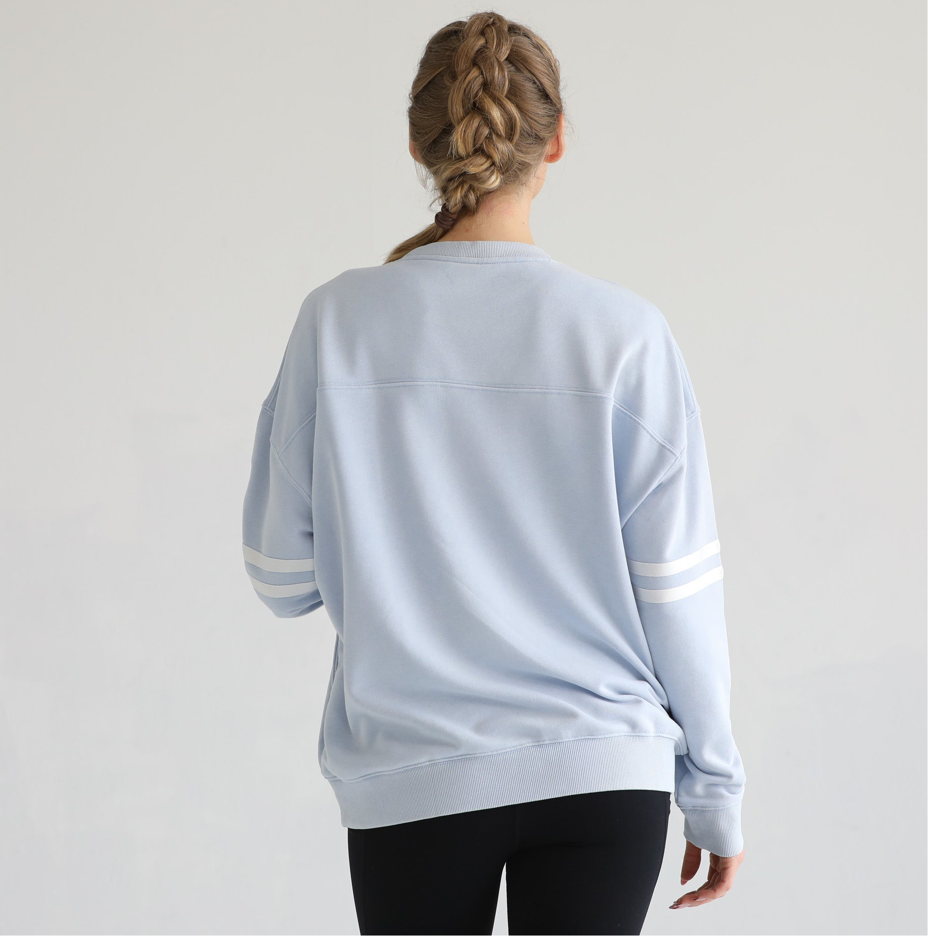 Sloucy oversized nursing sweatshirt with zippers and pockets, sweat and milk