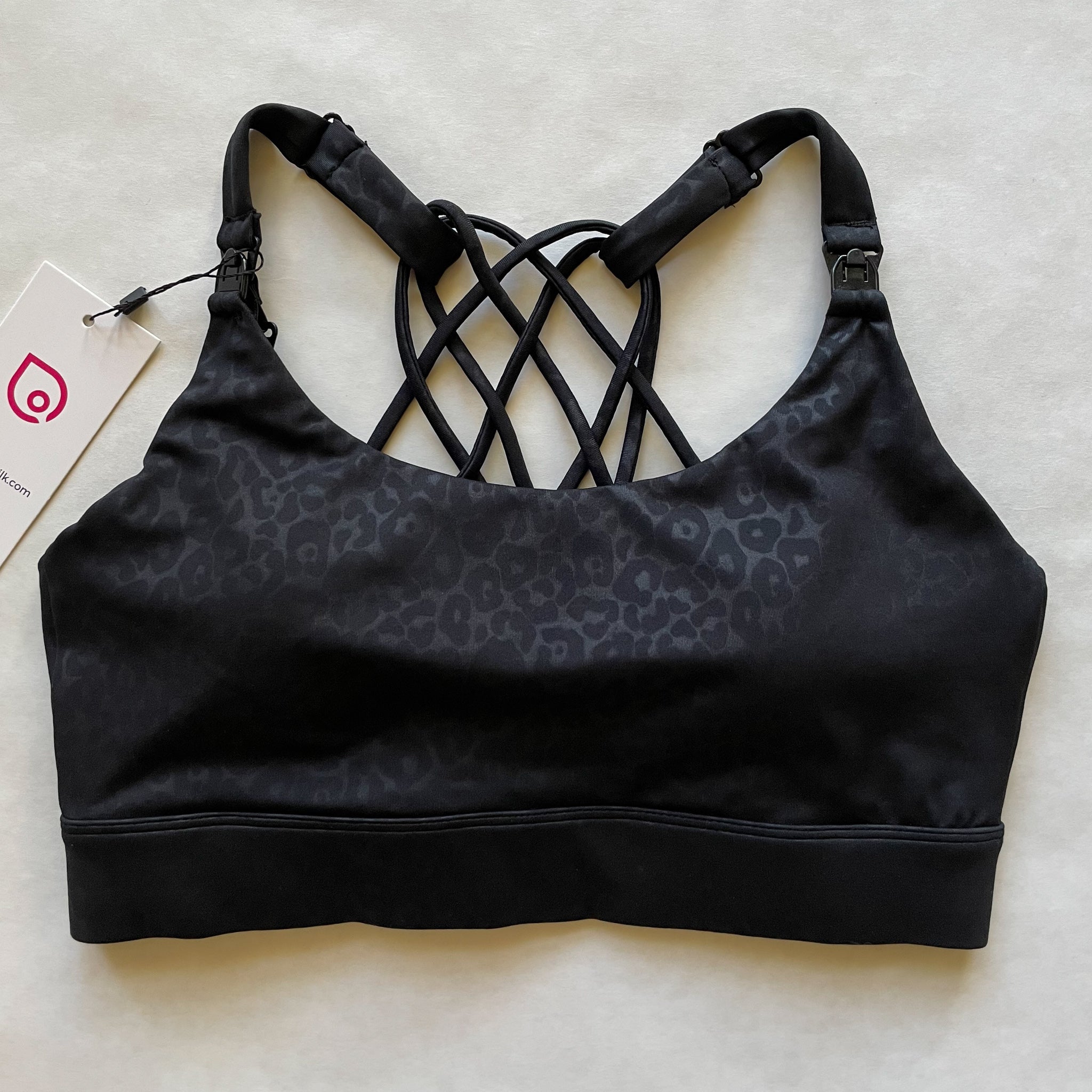 Océane 4 Nursing and pumping sports Bra, medium impact, hands free pumping, black, strappy back, adjustable back clasp - Sweat and Milk
